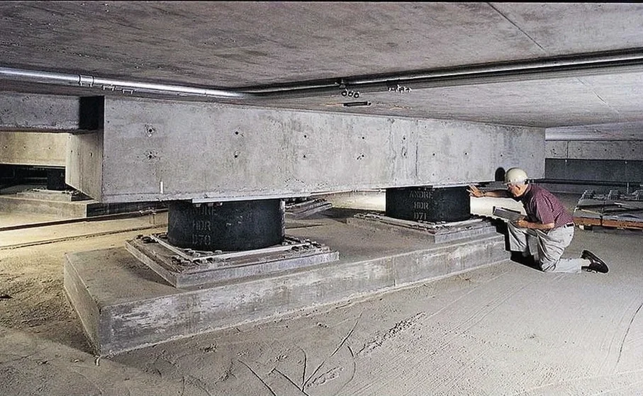 Base Isolation Seismic Design in Springfield MO: Performance Data & Engineering Standards
